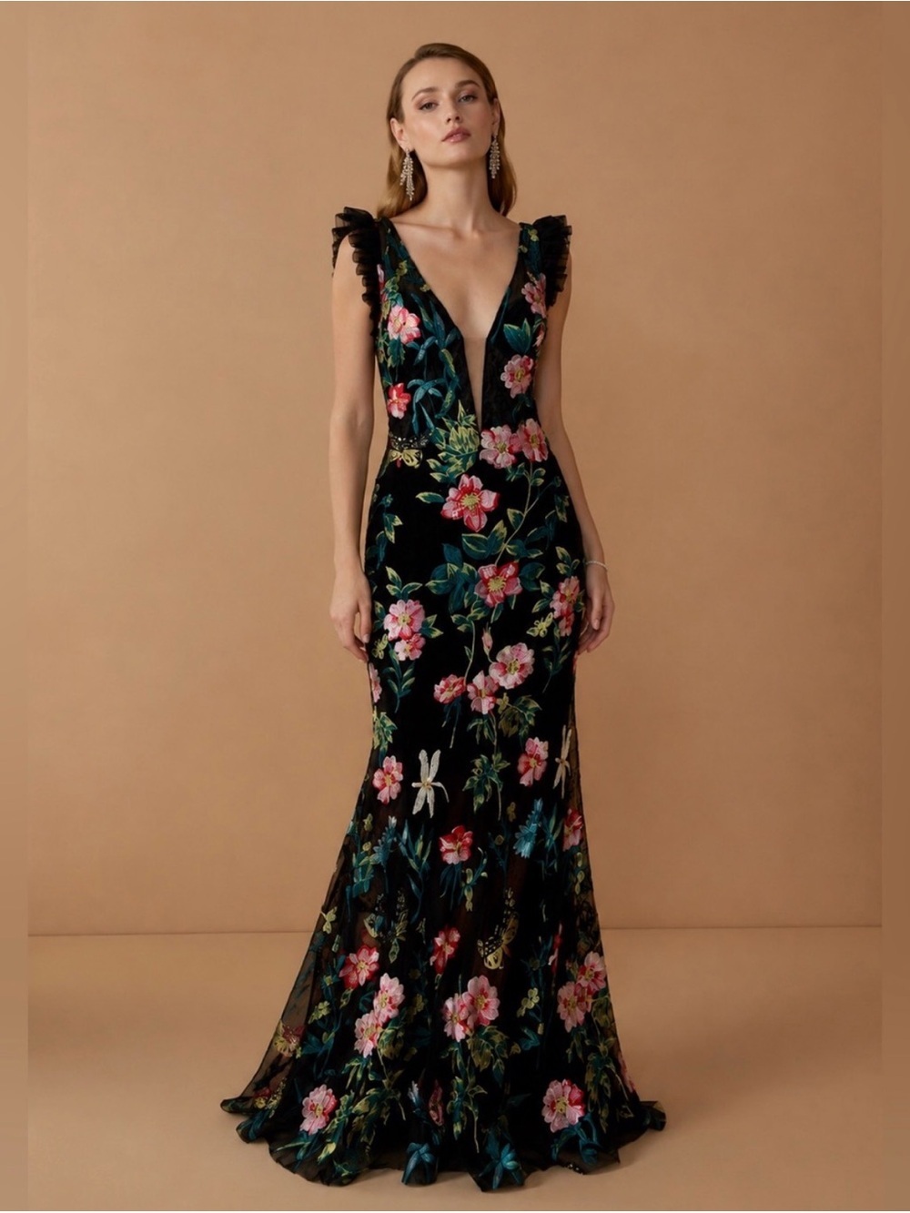 Mac Duggal Black Floral V-Neck Evening Gown with flutter sleeves size 4 NWT